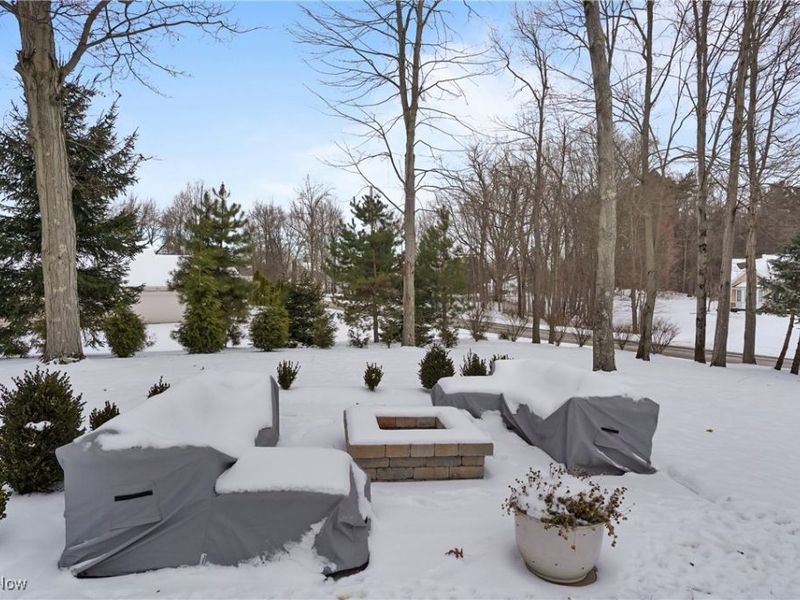 1957 W Swan Lake Circle, Kent, OH 44240 Photo 44