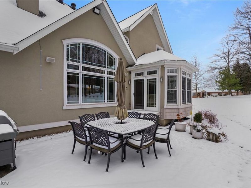 1957 W Swan Lake Circle, Kent, OH 44240 Photo 45