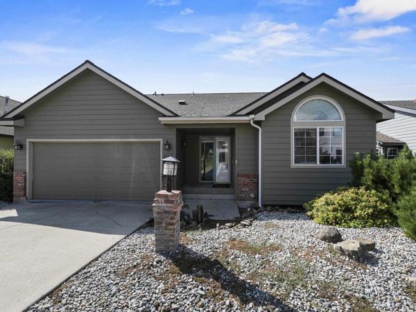 2106 E Turnberry Ln, Spokane, WA 99223