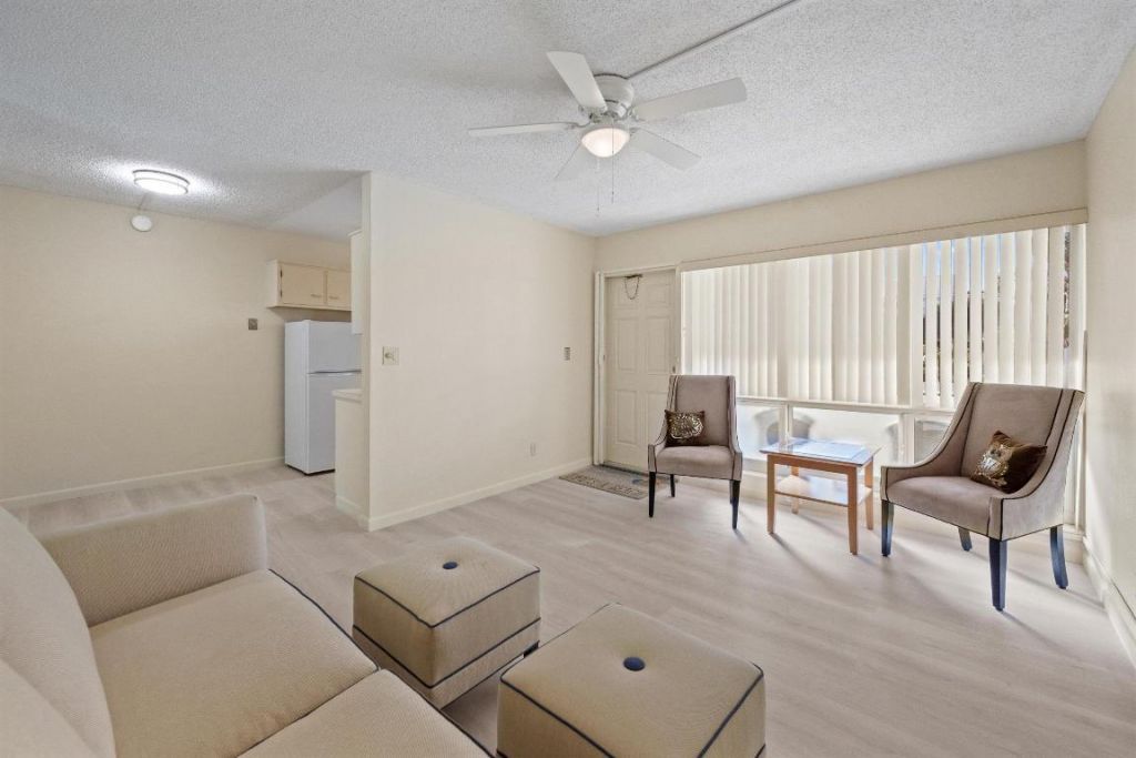 3205 SE 7th Street, Unit 206, Pompano Beach, FL 33062 Photo
