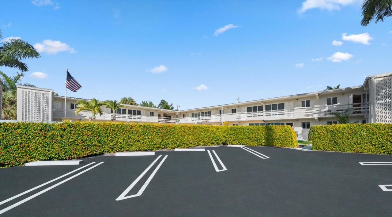 3205 SE 7th Street, Unit 206, Pompano Beach, FL 33062 Photo