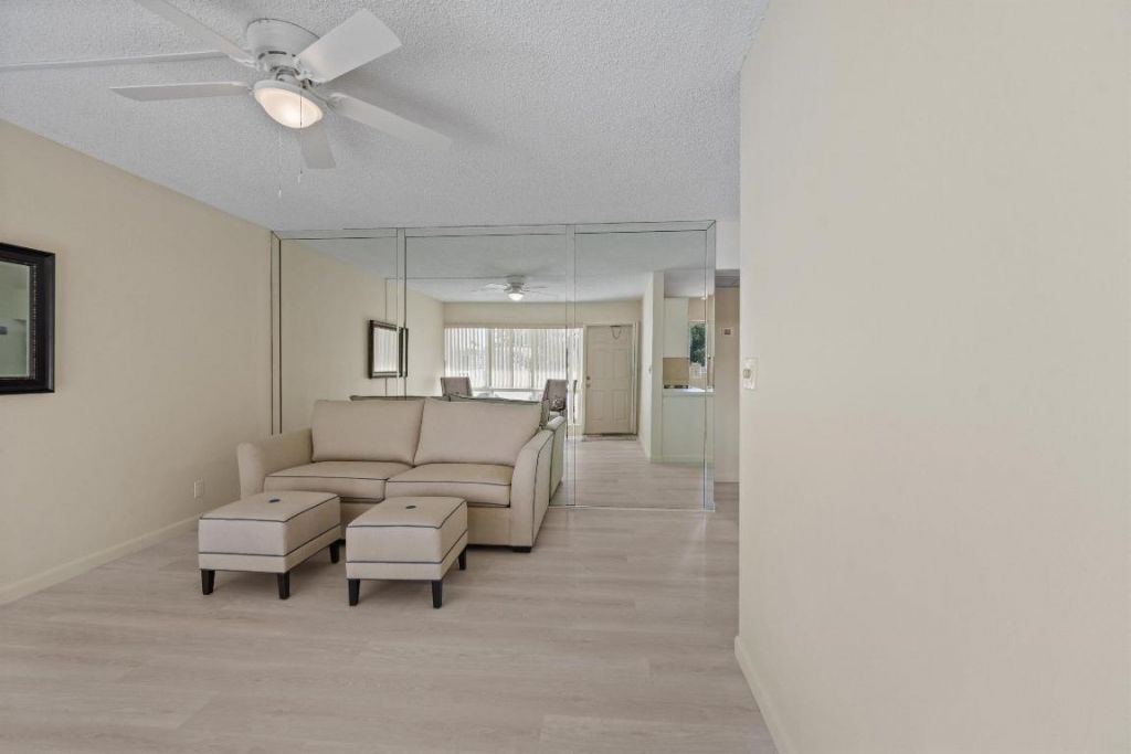 3205 SE 7th Street, Unit 206, Pompano Beach, FL 33062 Photo