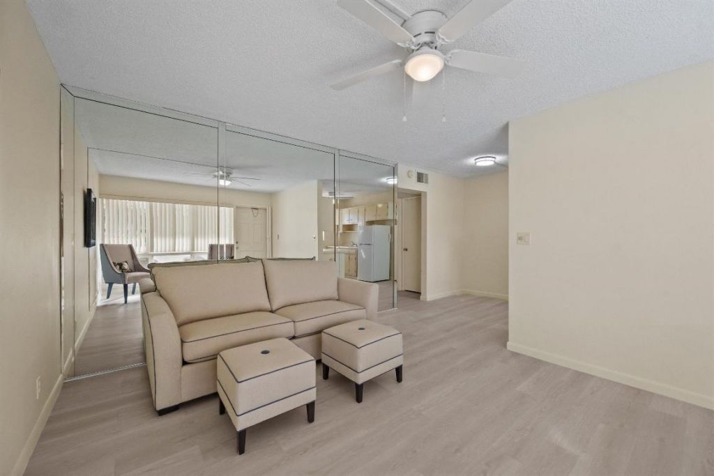 3205 SE 7th Street, Unit 206, Pompano Beach, FL 33062 Photo