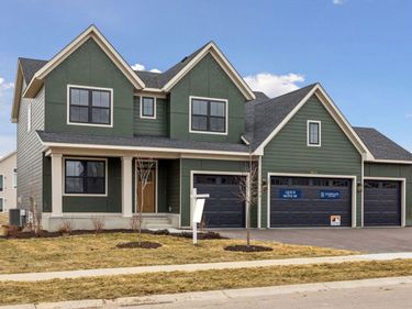 10145 Peony Lane N, Maple Grove, MN 55311