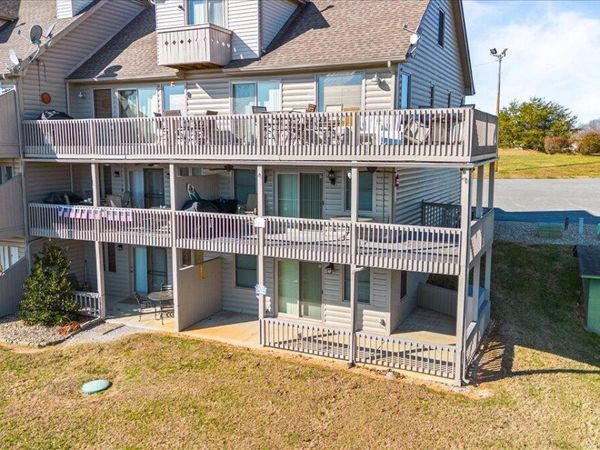 470 Deerfield Landiing Rd, LaFollette, TN 37766