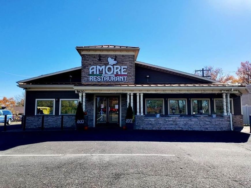 8630 New Falls Road, Levittown, PA 19054 Main Photo