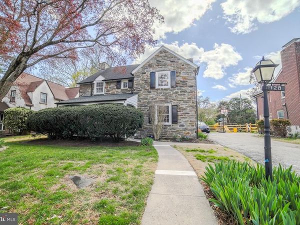 128 HENLEY ROAD, WYNNEWOOD, PA 19096