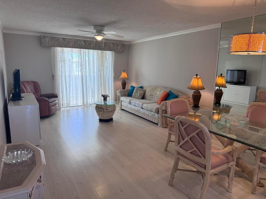 300 NE 26th Avenue, Unit 4030, Boynton Beach, FL 33435 Photo