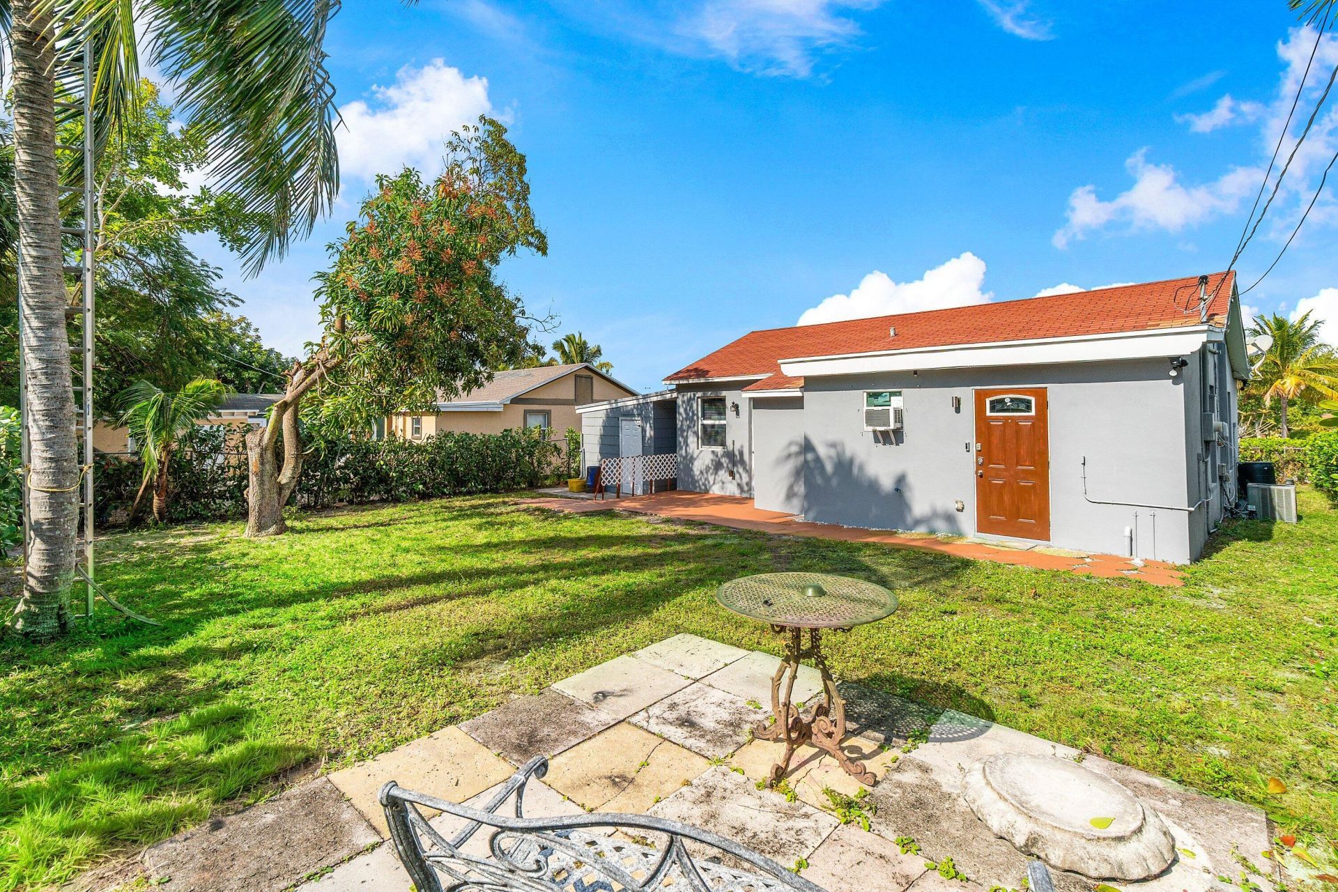 930 43rd Street, West Palm Beach, FL 33407 Photo