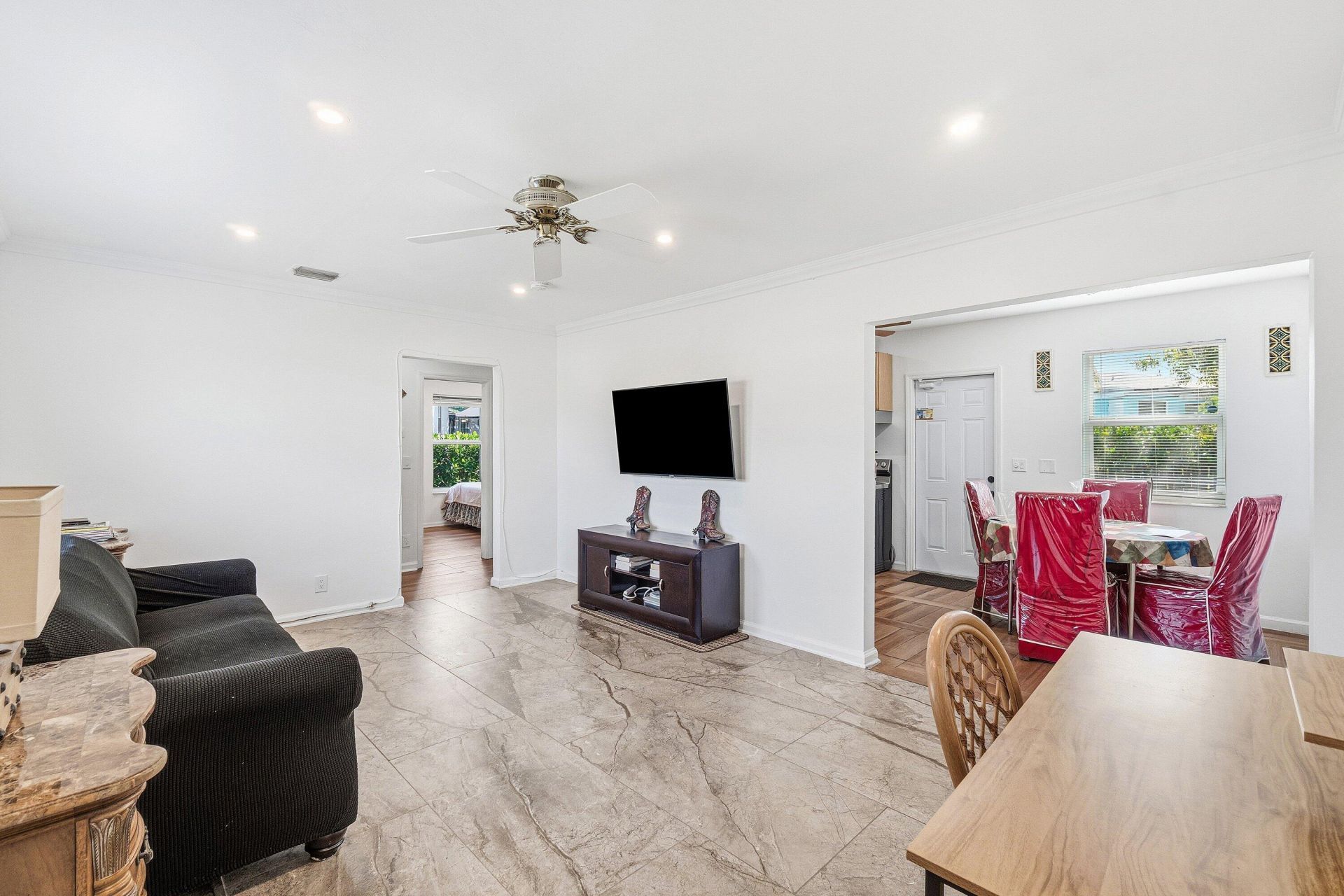 930 43rd Street, West Palm Beach, FL 33407 Photo