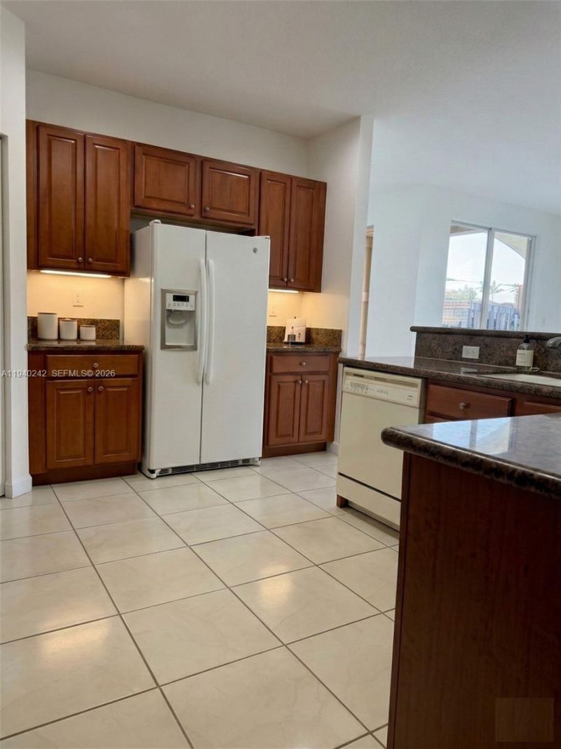 11541 NW 68th Ter, Doral, FL 33178 Photo