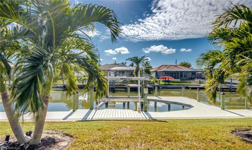 1808 SW 30th Ter, Cape Coral, FL 33914 Photo