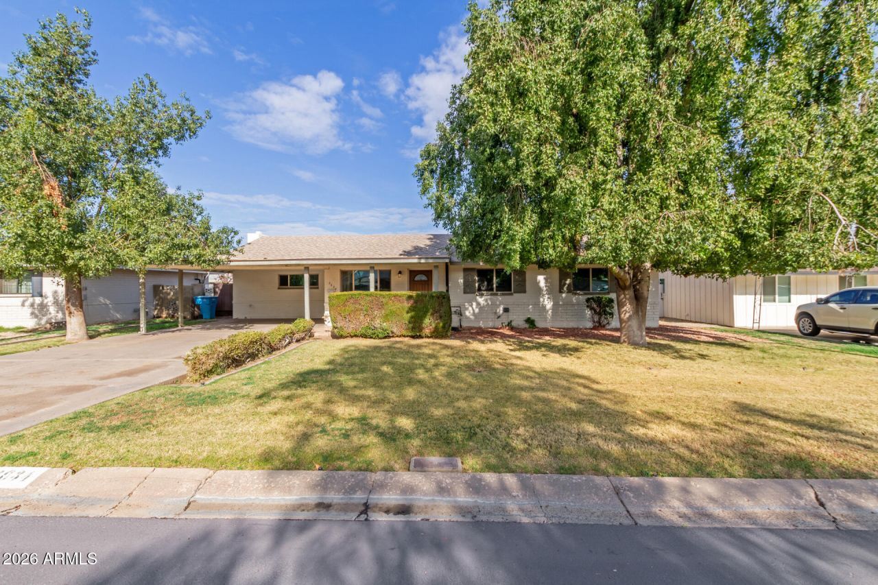 3634 W Medlock Drive, Phoenix, AZ 85019 Main Photo
