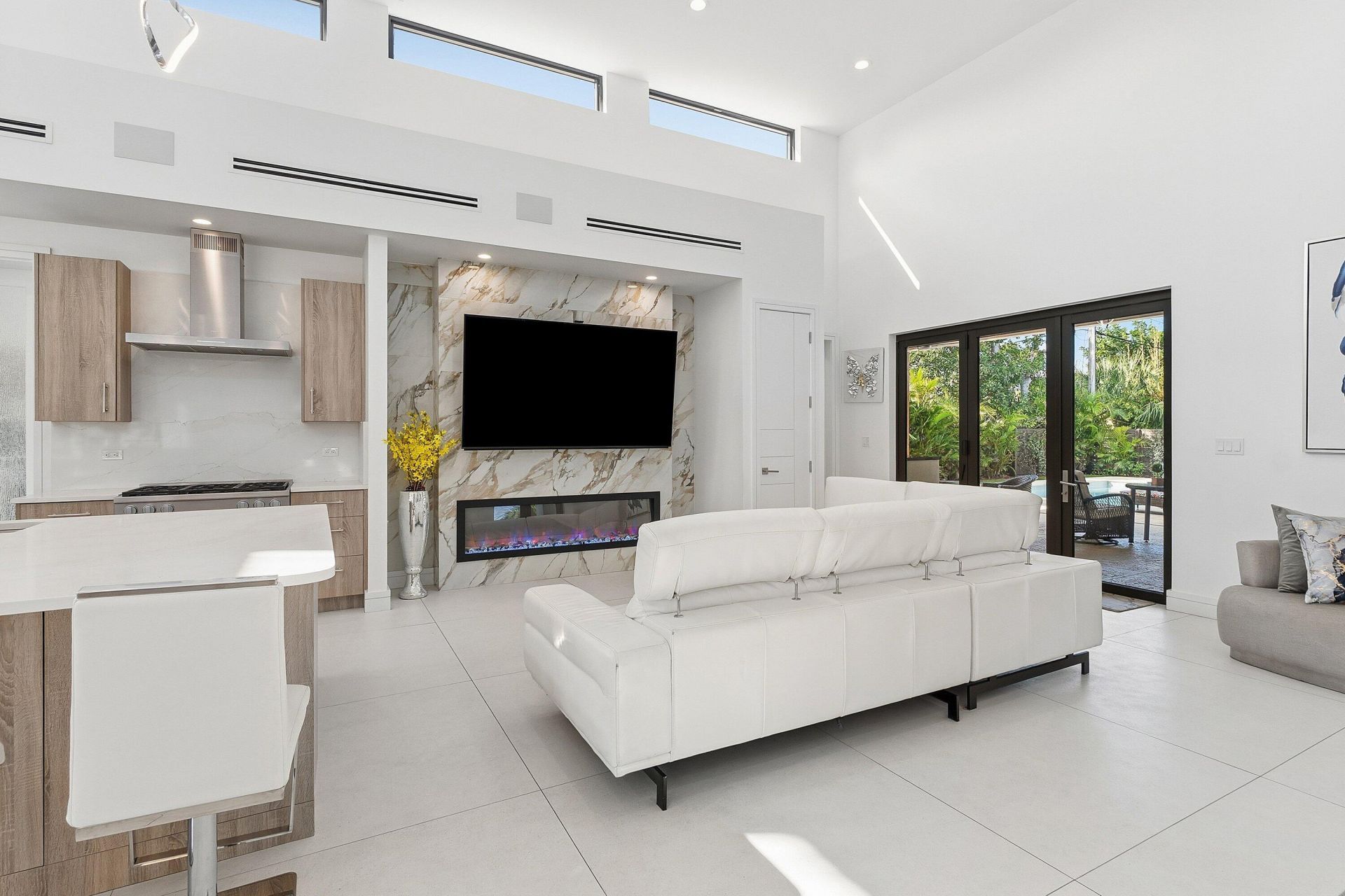 1801 N Lakeside Drive, Lake Worth Beach, FL 33460 Photo