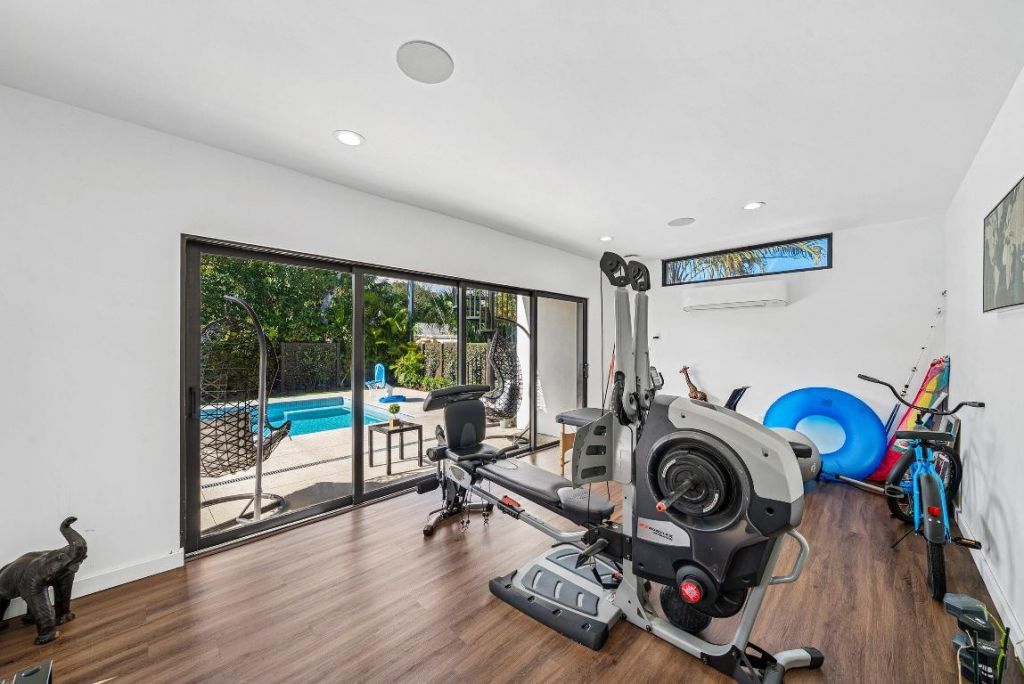 1801 N Lakeside Drive, Lake Worth Beach, FL 33460 Photo