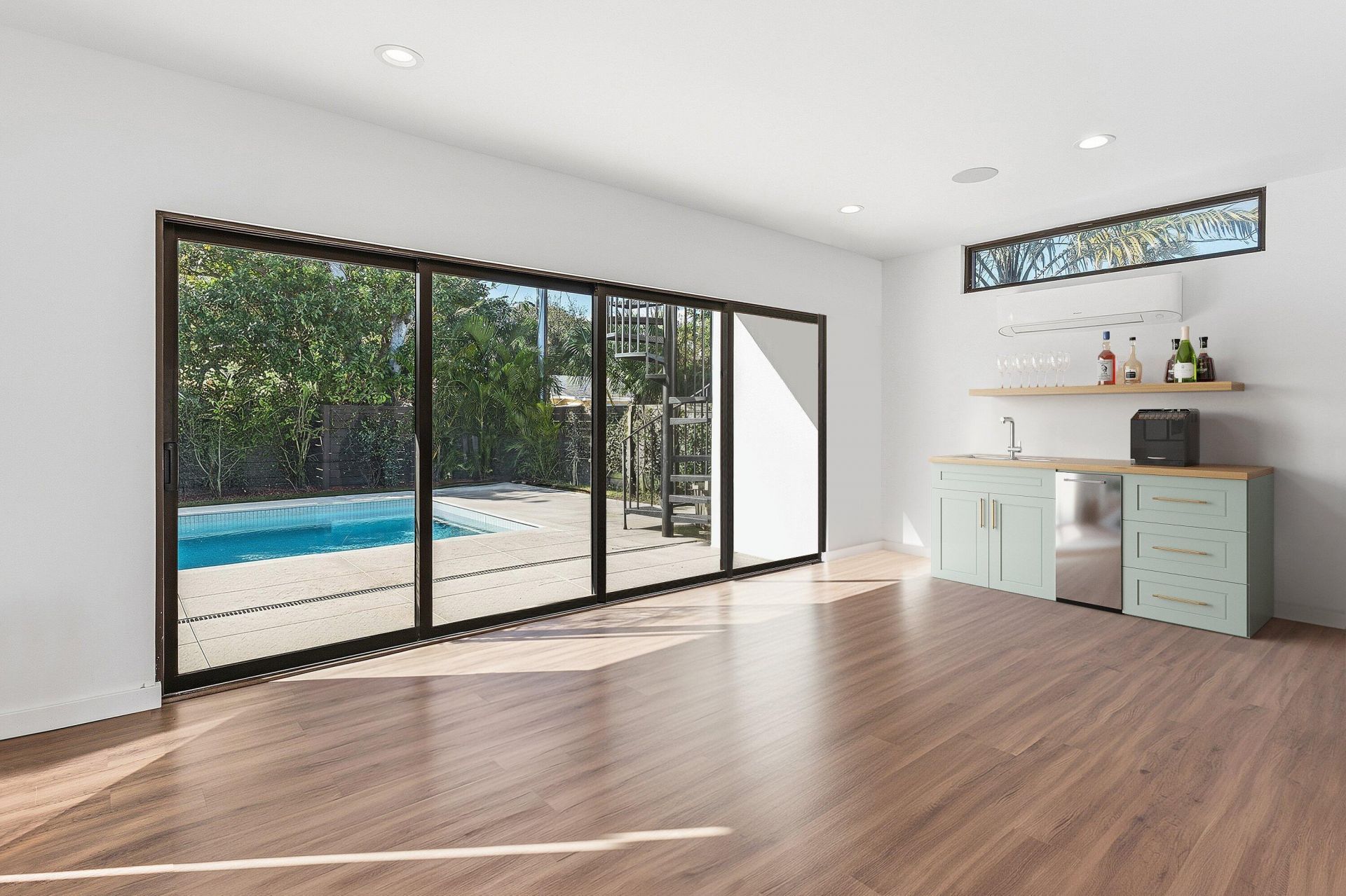 1801 N Lakeside Drive, Lake Worth Beach, FL 33460 Photo