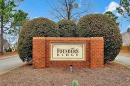 11 Founders Lake Court photo 4