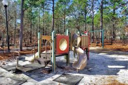 11 Founders Lake Court photo 4