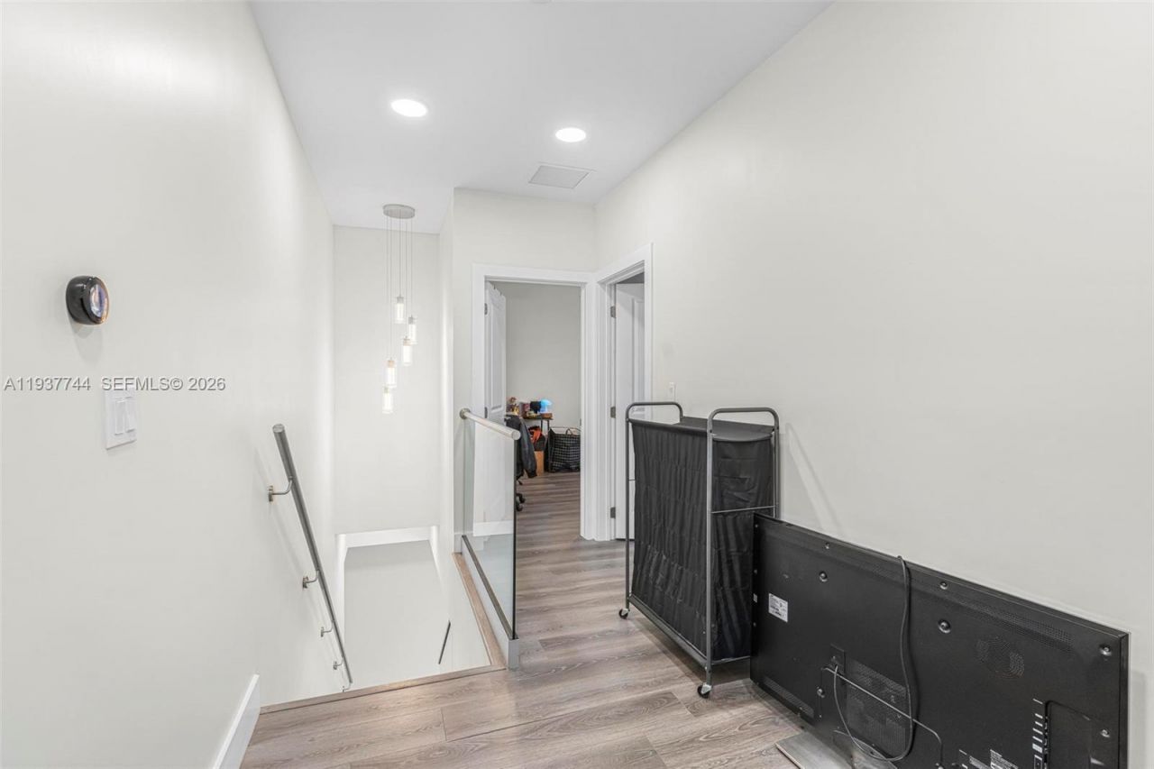 11855 SW 220th St, Miami, FL 33170 Photo