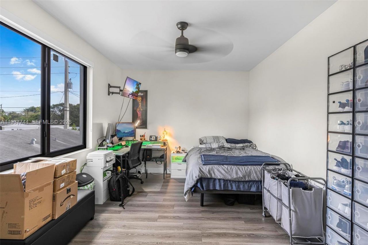 11855 SW 220th St, Miami, FL 33170 Photo