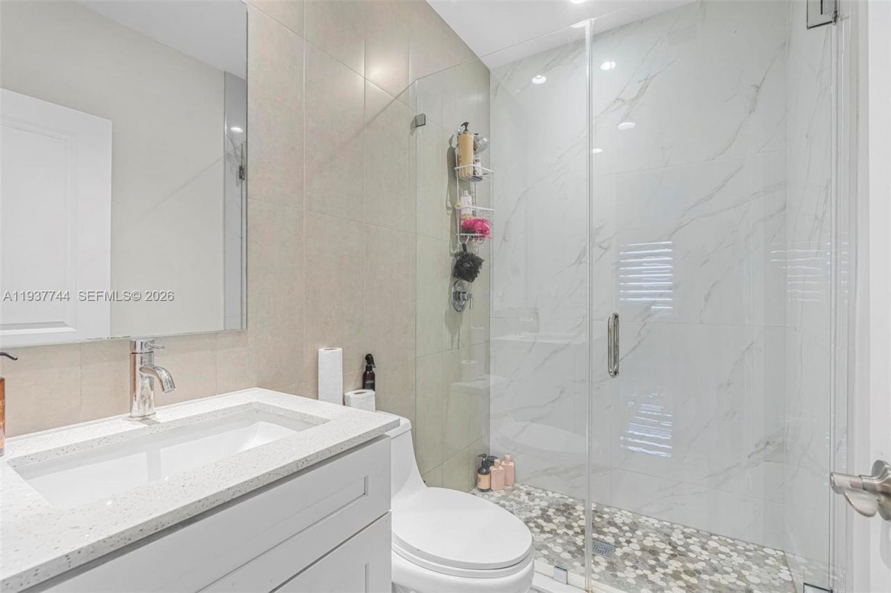 11855 SW 220th St, Miami, FL 33170 Photo