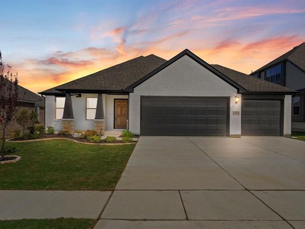 1941 Daybreak Drive, Venus, TX 76009