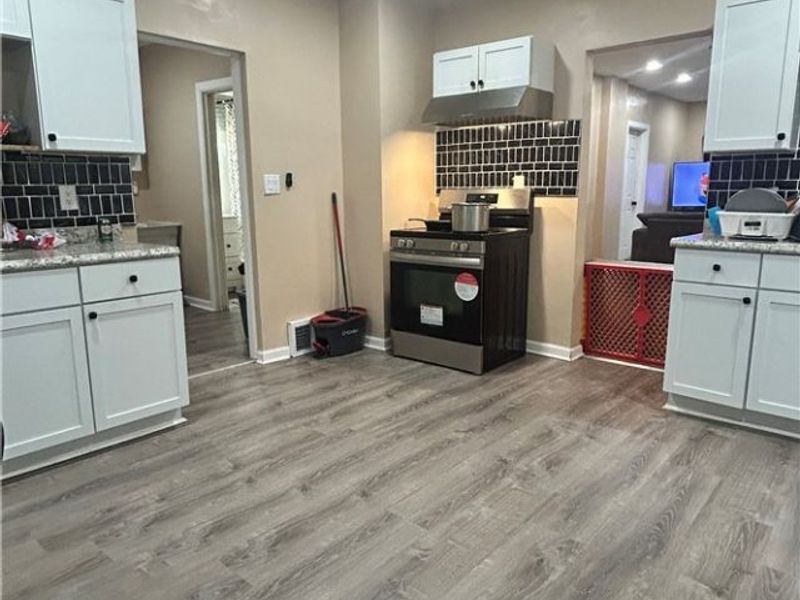 723 E 165th Street, Cleveland, OH 44110 Photo 8