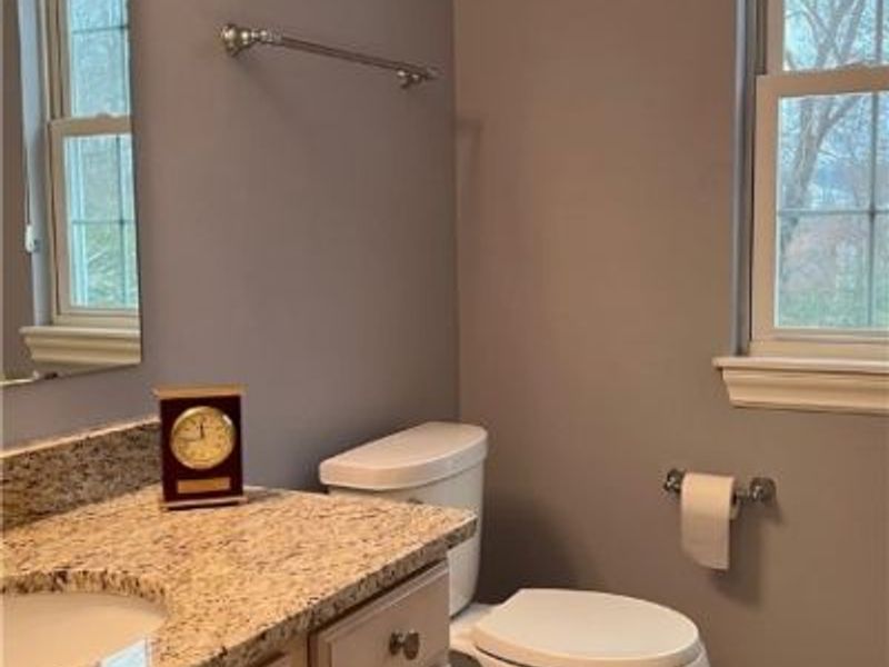 26727 Rue Saint Anne Court, Cleveland, OH 44128 Photo 17