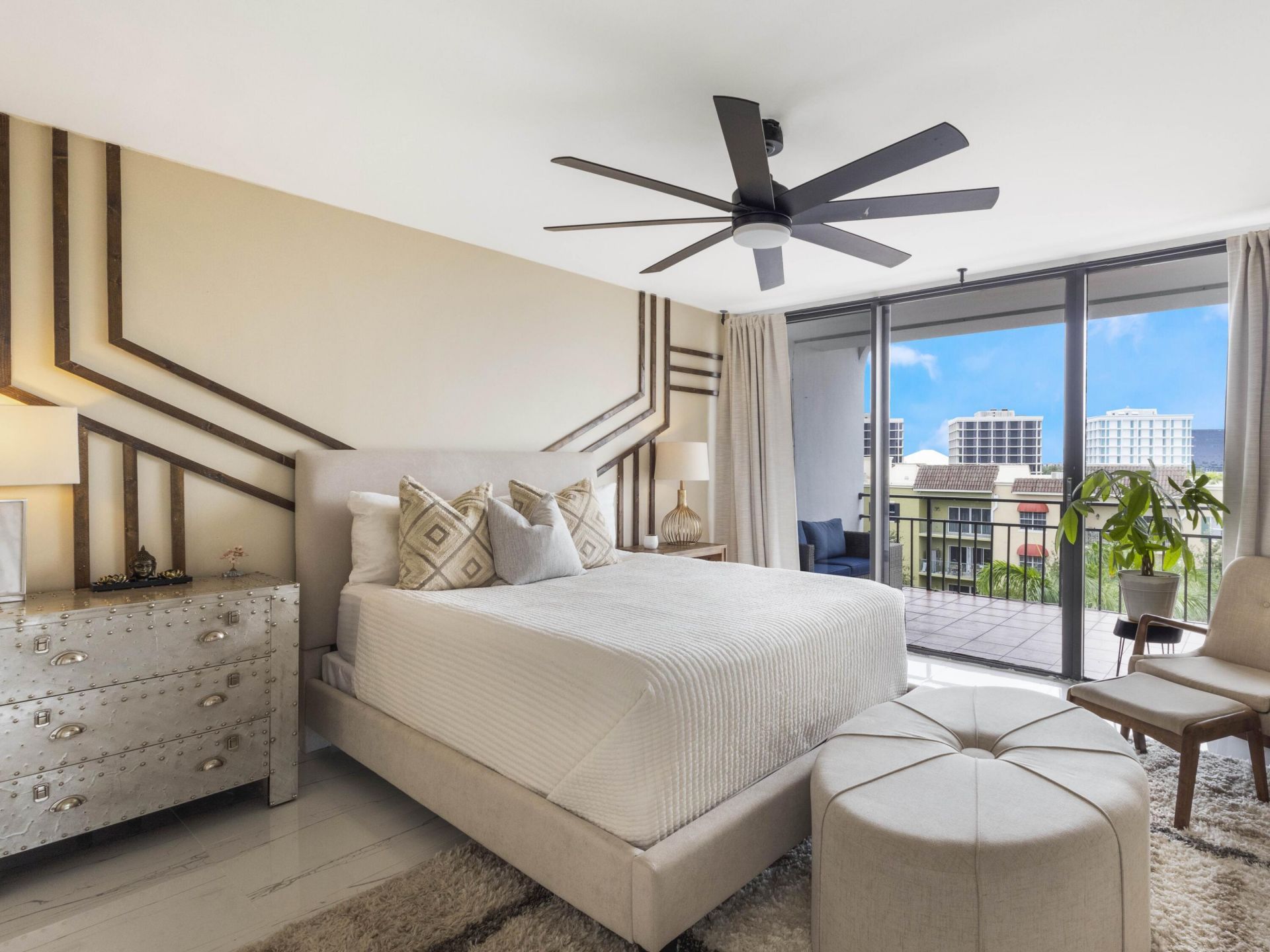 1500 Presidential Way, Unit 701, West Palm Beach, FL 33401 Photo