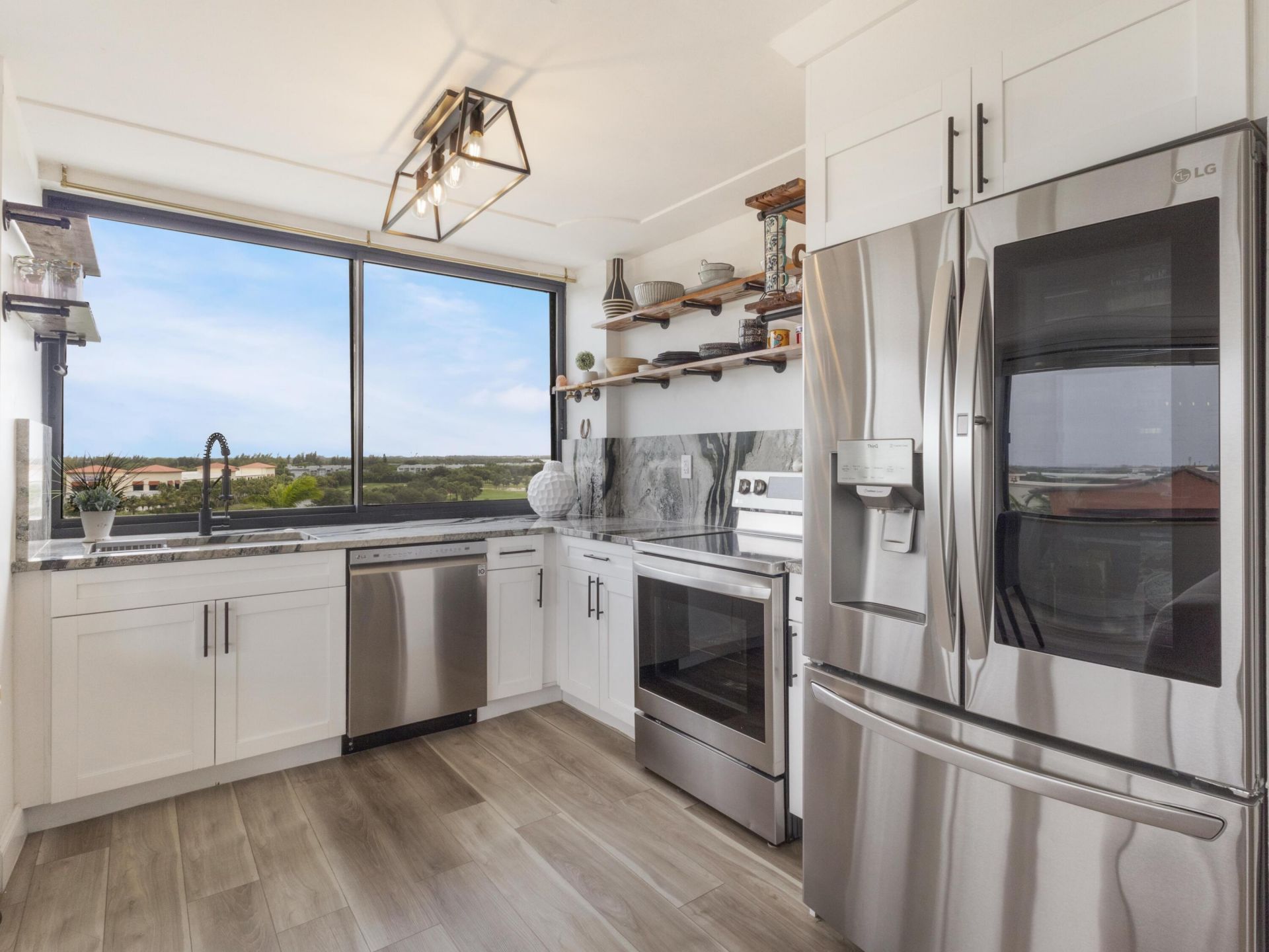 1500 Presidential Way, Unit 701, West Palm Beach, FL 33401 Photo