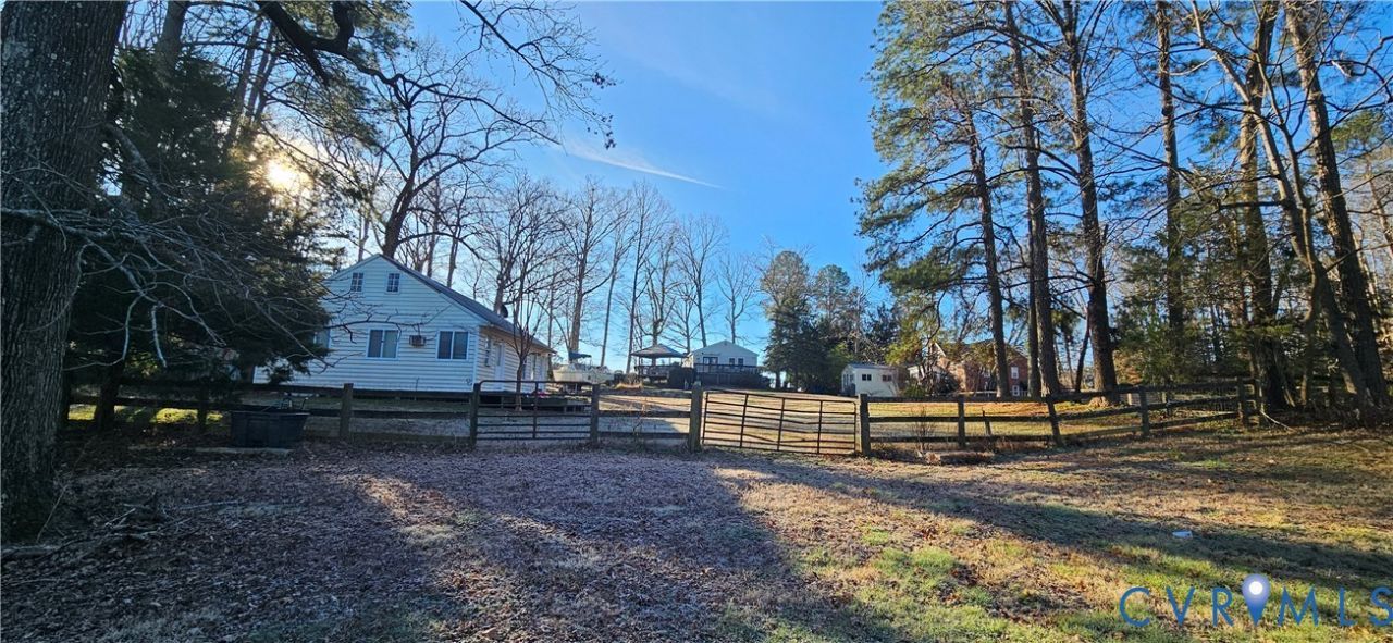 8100 Rural Point Road Mechanicsville, VA 23116