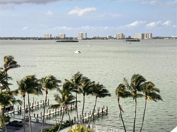 1865 79th St Cswy, Unit 9L, North Bay Village, FL 33141