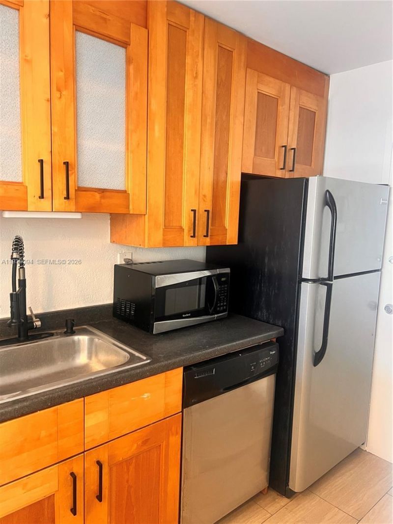 1865 79th St Cswy, Unit 9L, North Bay Village, FL 33141 Photo