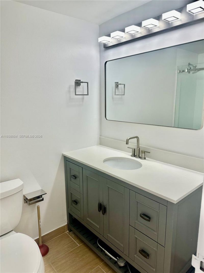 1865 79th St Cswy, Unit 9L, North Bay Village, FL 33141 Photo