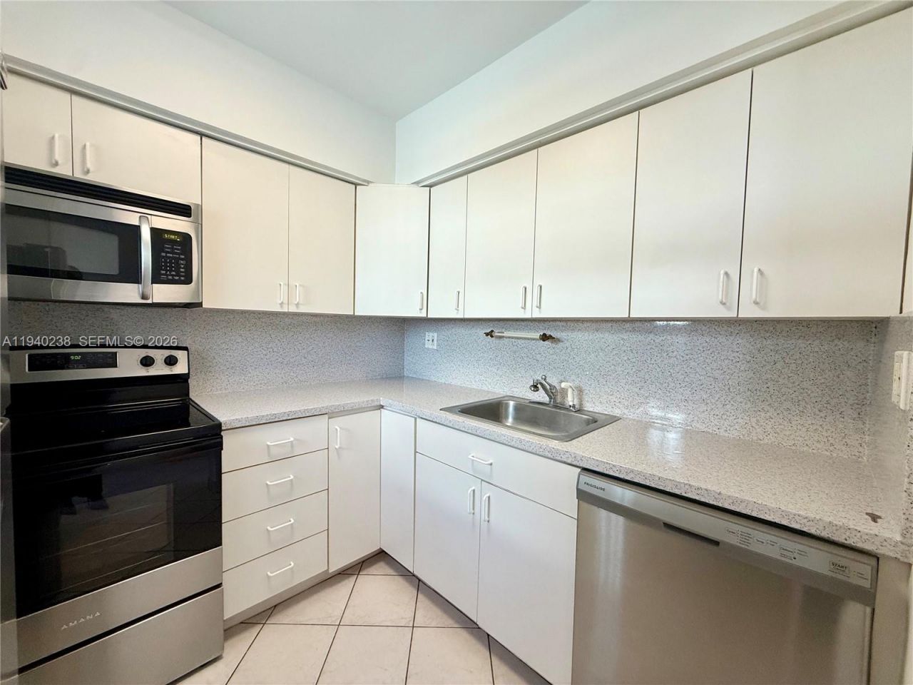 10178 Collins Ave, Unit 107, Bal Harbour, FL 33154 Photo