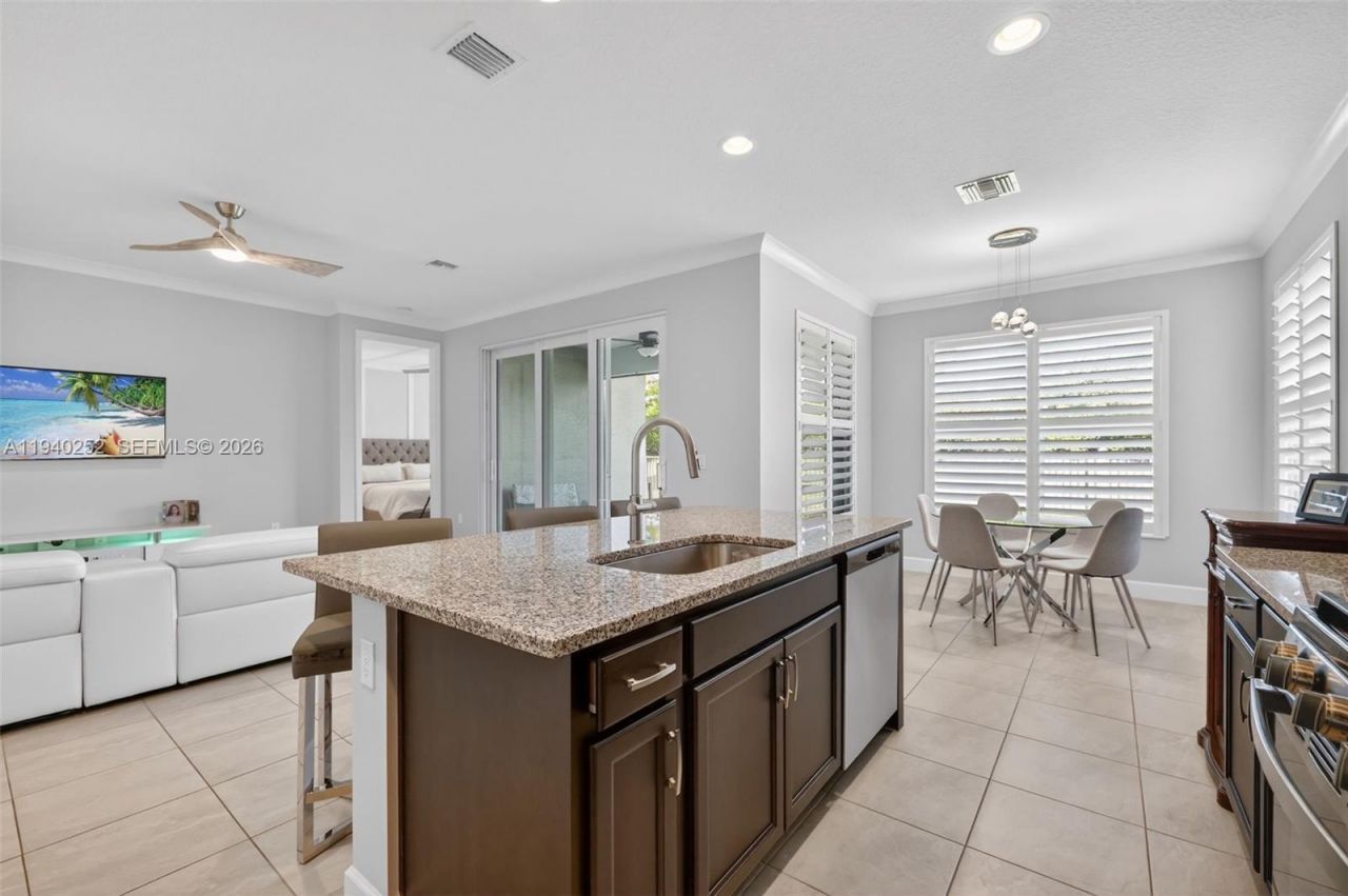 16699 SW Osprey Falls Way, Port Saint Lucie, FL 34987 Photo