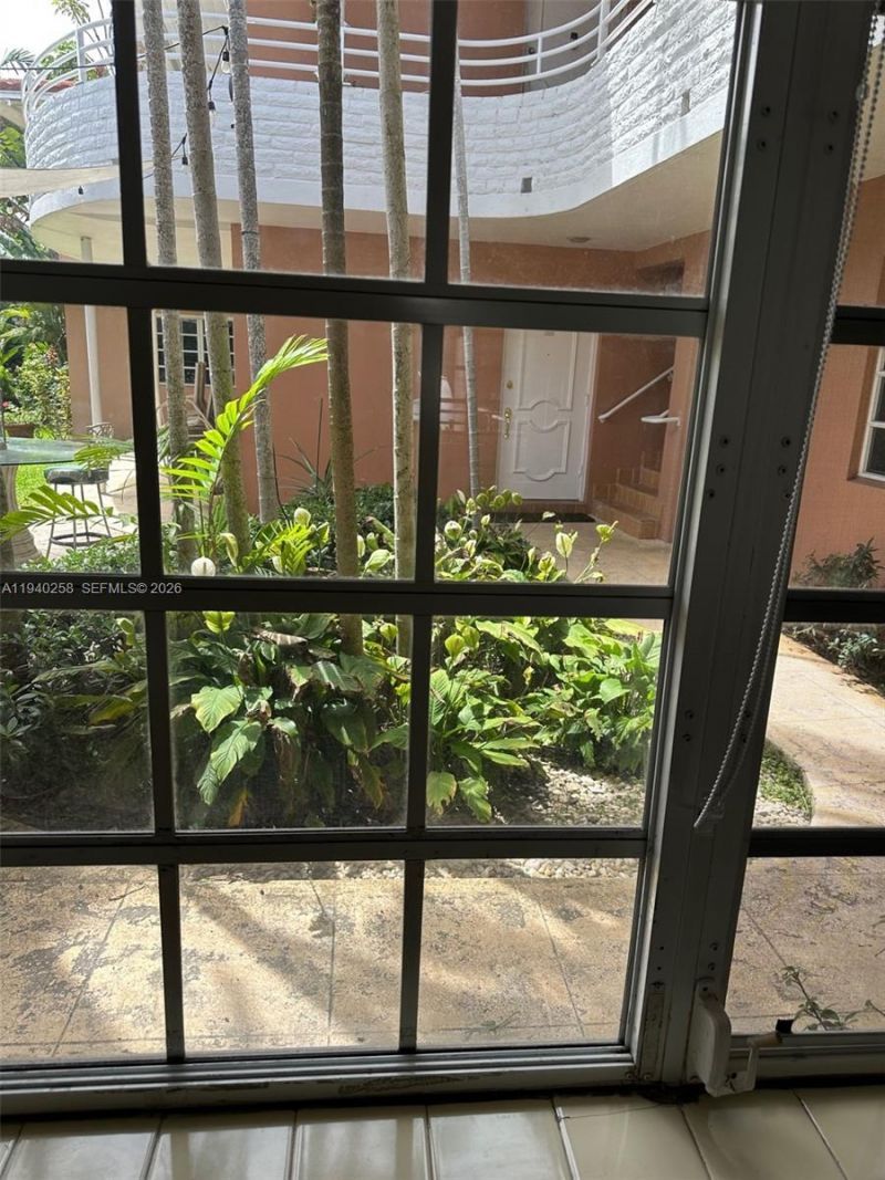 60 Park Dr , Unit B, Bal Harbour, FL 33154 Photo