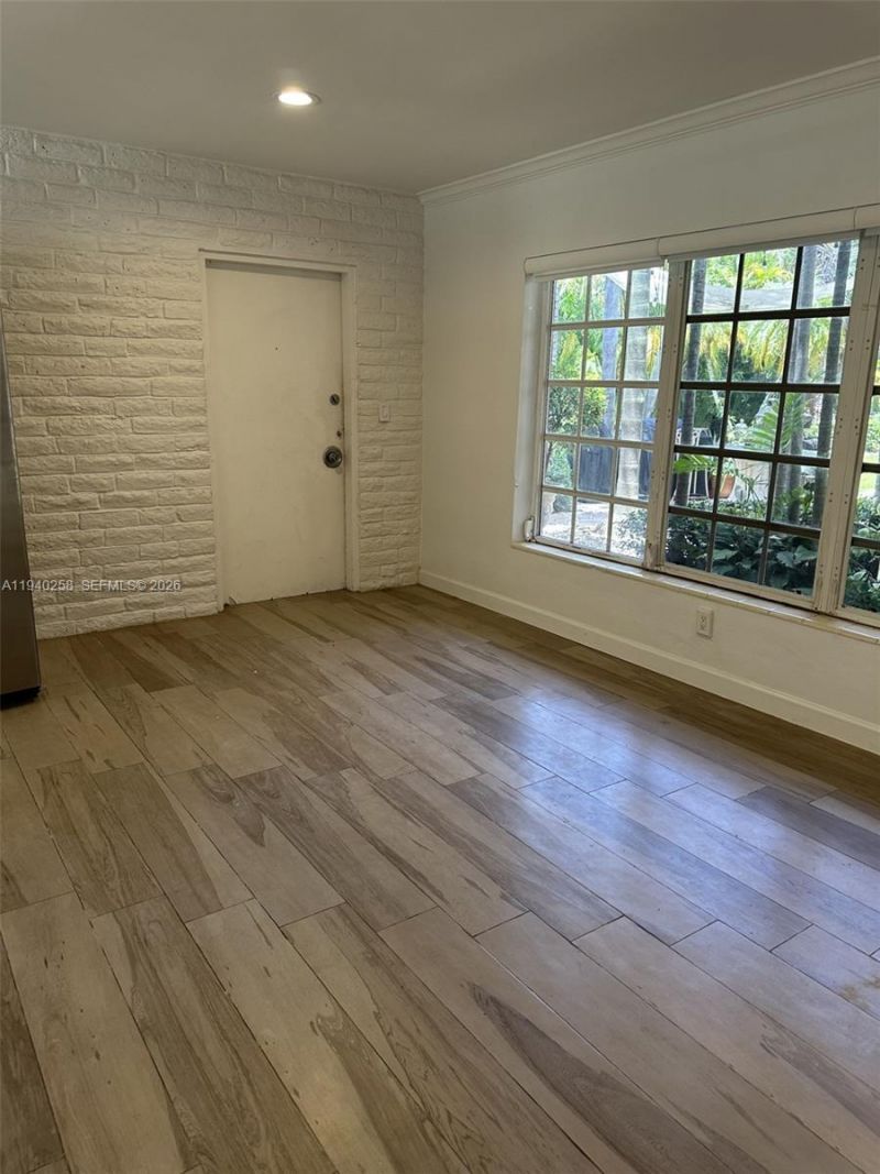 60 Park Dr , Unit B, Bal Harbour, FL 33154 Photo