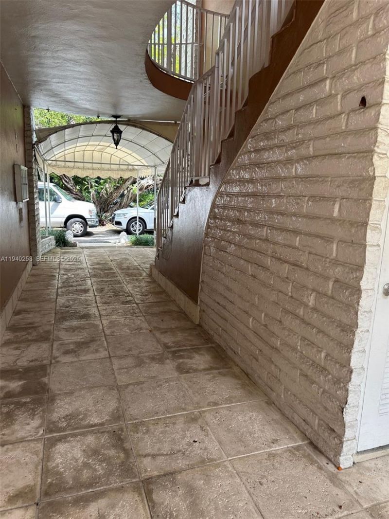 60 Park Dr , Unit B, Bal Harbour, FL 33154 Photo