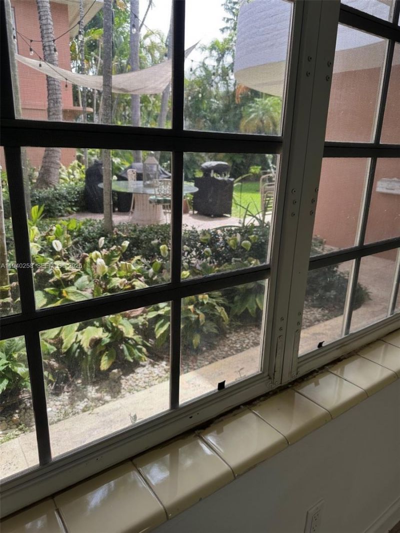 60 Park Dr , Unit B, Bal Harbour, FL 33154 Photo