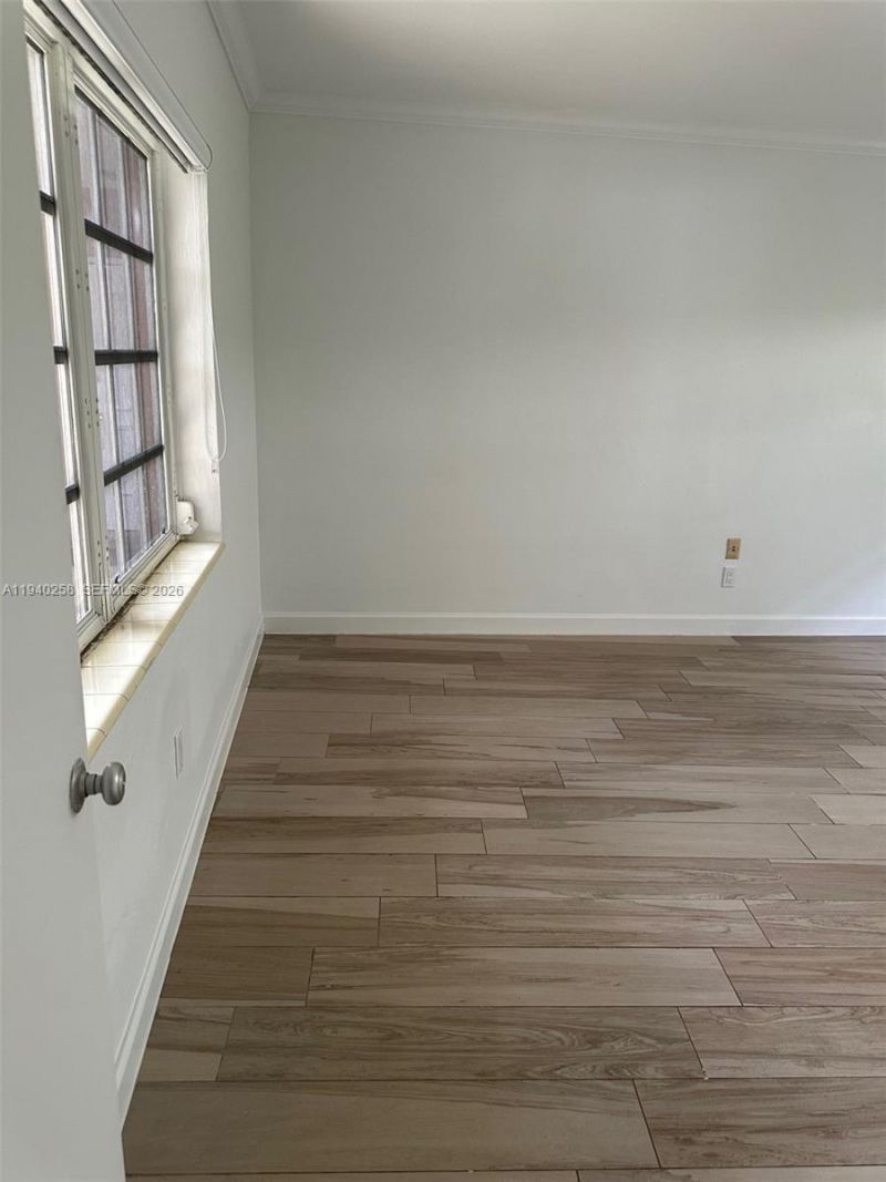 60 Park Dr , Unit B, Bal Harbour, FL 33154 Photo