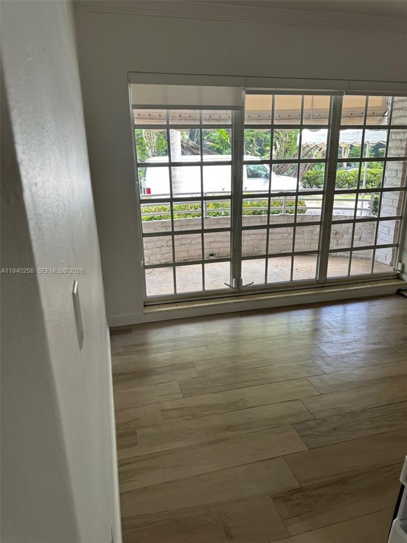 60 Park Dr , Unit B, Bal Harbour, FL 33154 Photo