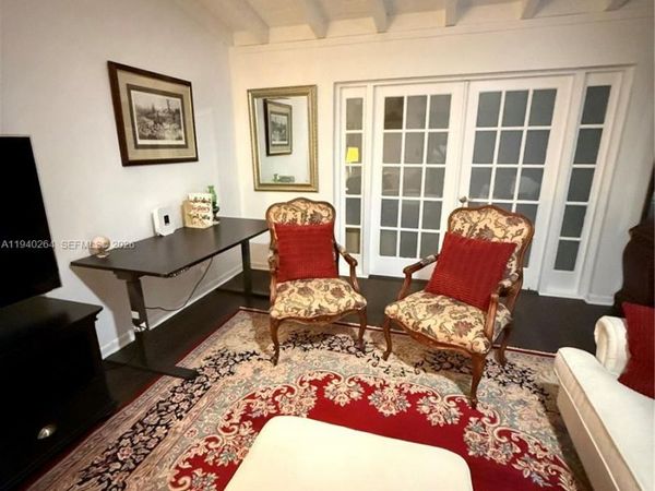 2036 NE 21st Ave, Unit 2, Fort Lauderdale, FL 33305