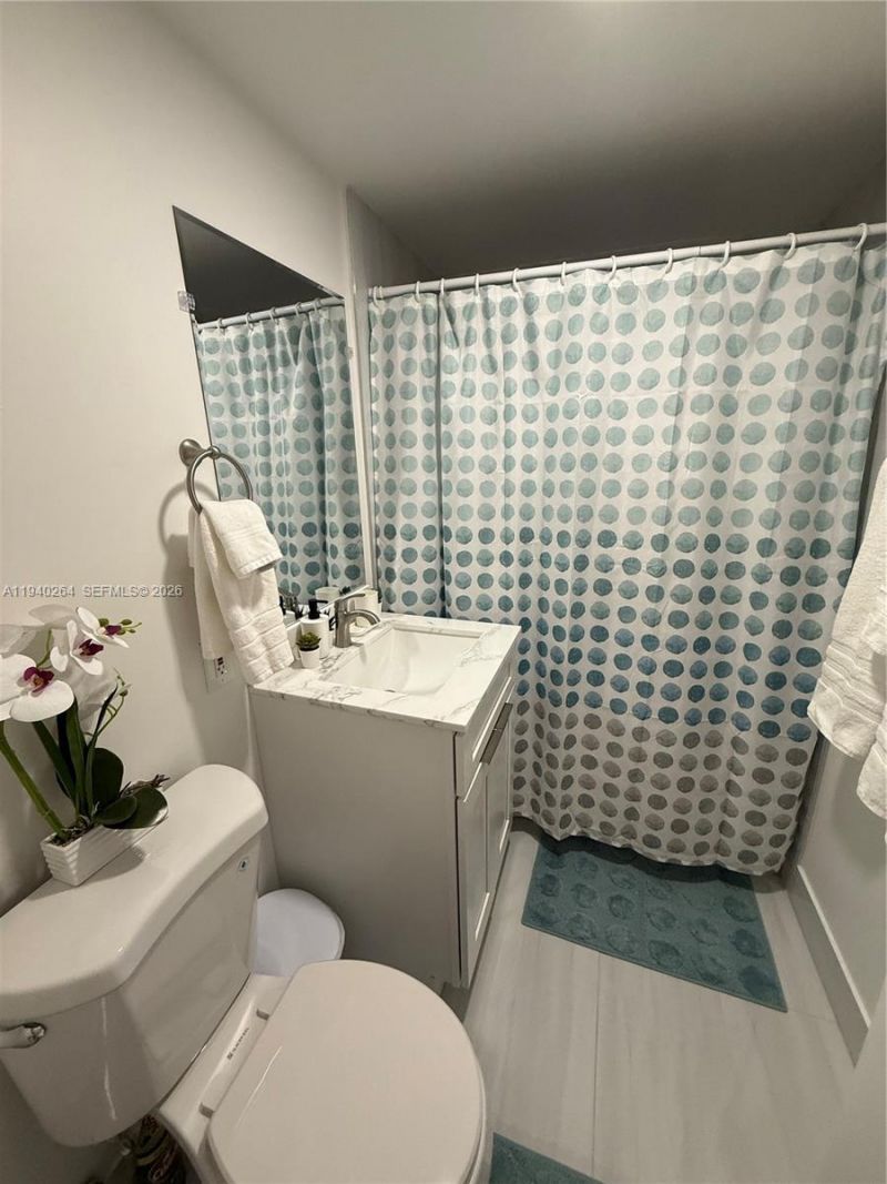 2036 NE 21st Ave, Unit 2, Fort Lauderdale, FL 33305 Photo