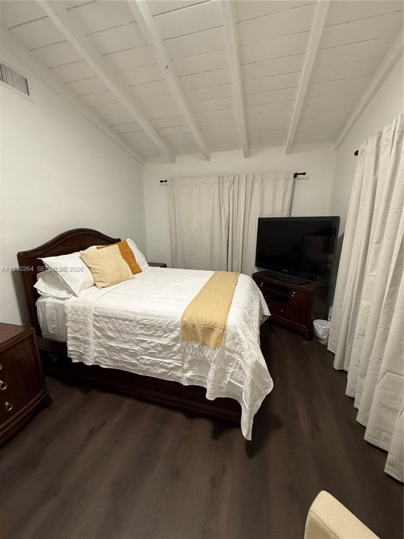 2036 NE 21st Ave, Unit 2, Fort Lauderdale, FL 33305 Photo