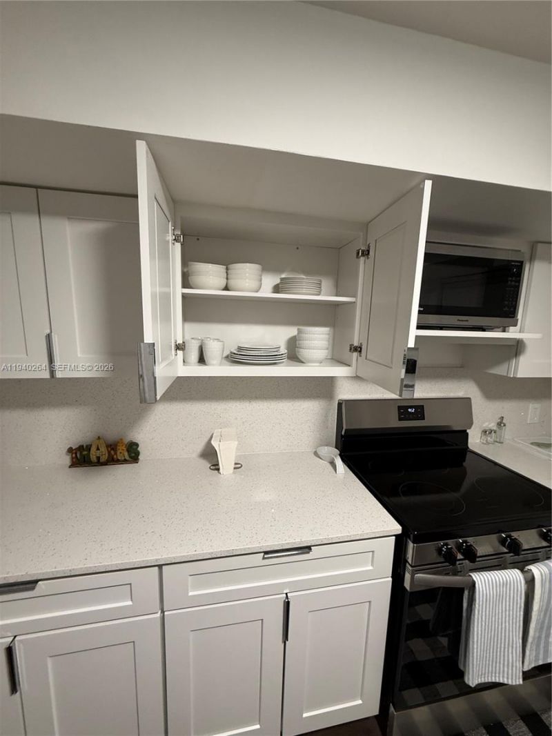 2036 NE 21st Ave, Unit 2, Fort Lauderdale, FL 33305 Photo