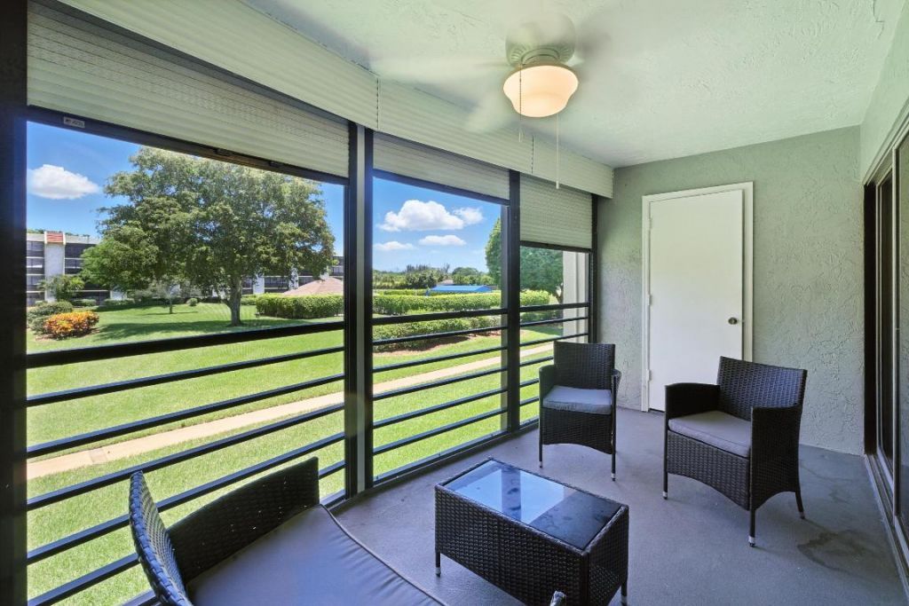 23380 Carolwood Lane, Unit 202, Boca Raton, FL 33428 Photo