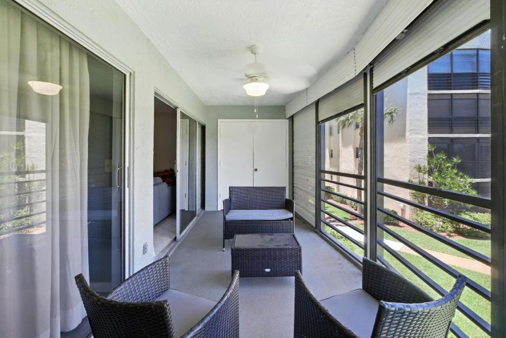 23380 Carolwood Lane, Unit 202, Boca Raton, FL 33428 Photo