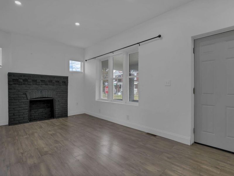 999 S 22nd Street, Columbus, OH 43206 Photo 11