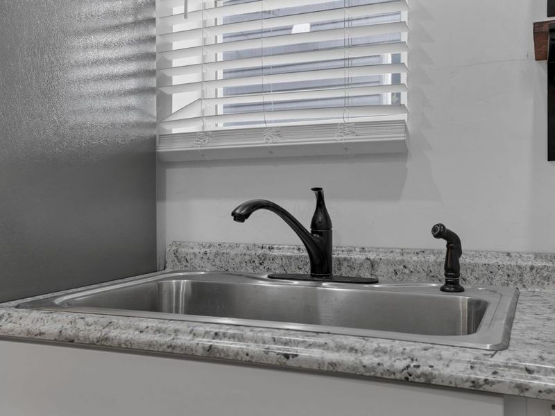 999 S 22nd Street, Columbus, OH 43206 Photo 19